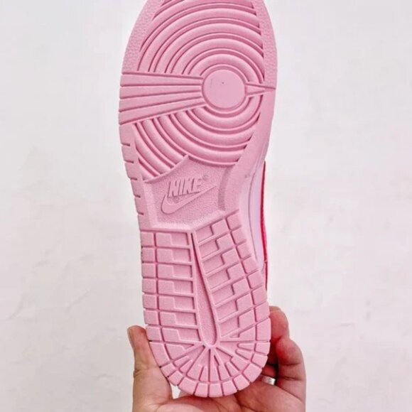 Nike Dunk Low "Triple Pink" Classic casual board shoe pink - Picture 6 of 9